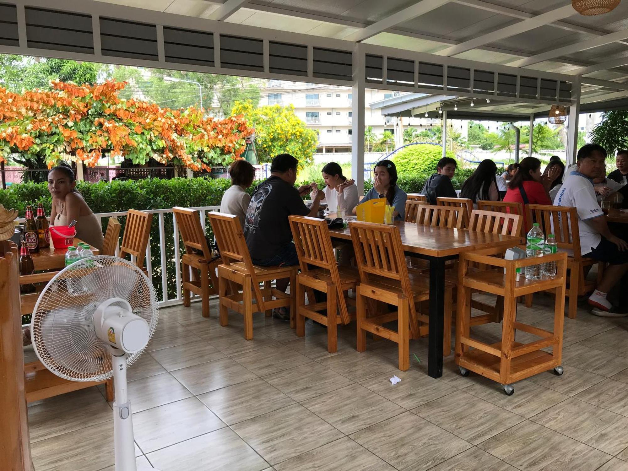 Grand Florida芭提雅带免费游泳池温泉桑拿浴和健身房瑜伽室私家海滩公寓e206 纳仲天 外观 照片